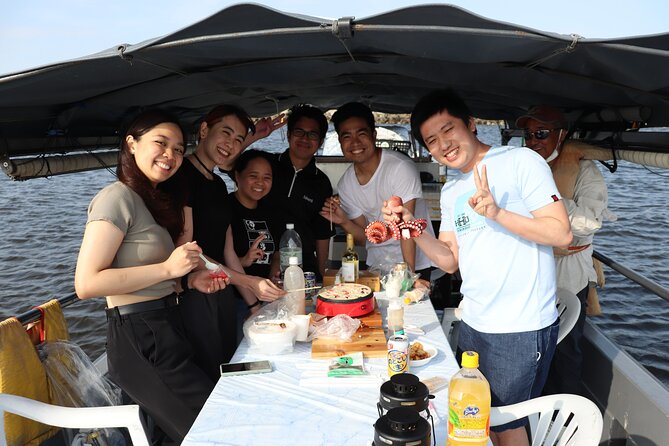 Takoyaki Cooking Experience in Osaka Bay by Cruise - Experience Overview