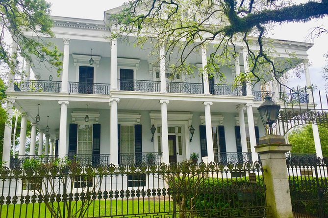 Tale of Two Cities: Uptown Bike Tour in New Orleans