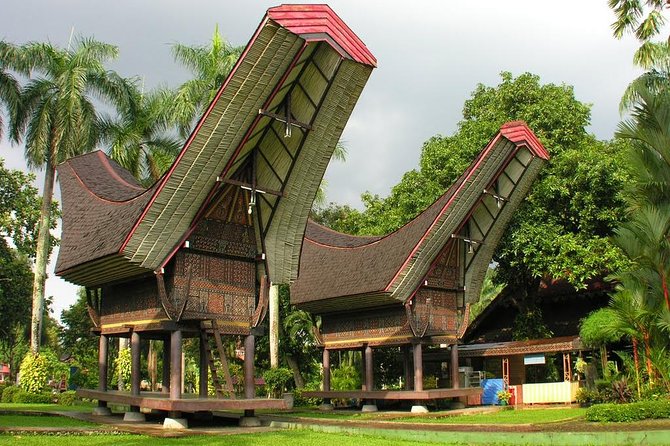 Taman Mini Park, Cable Car, Indonesia Museum & Antique Market - Overview of Indonesias Diverse Culture