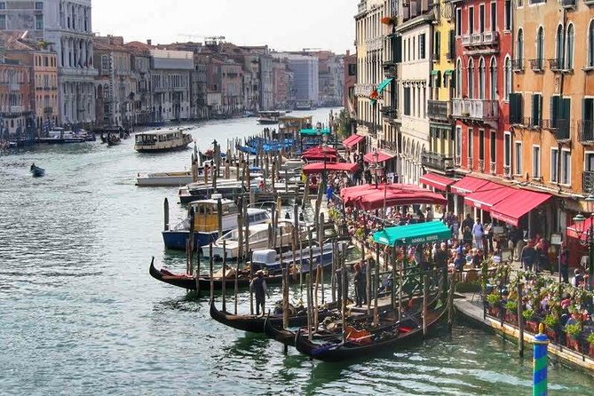 Tasty Rialto Farmers Market Food Tour in Venice With Wine Tasting & Sightseeing