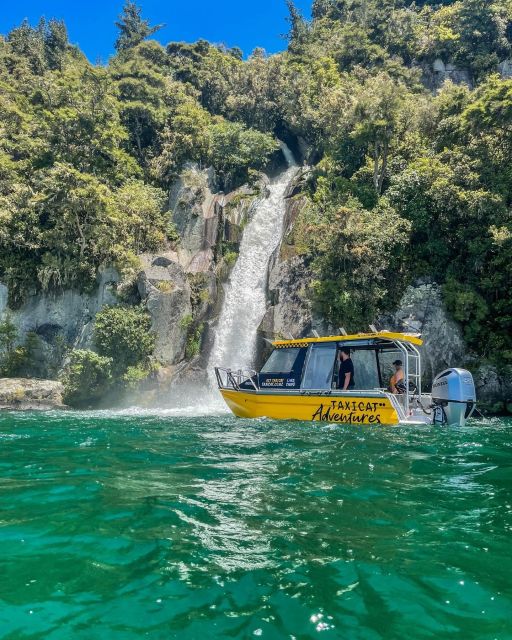 Taupo: Lake Taupo Western Bays Catamaran Tour With Bush Walk