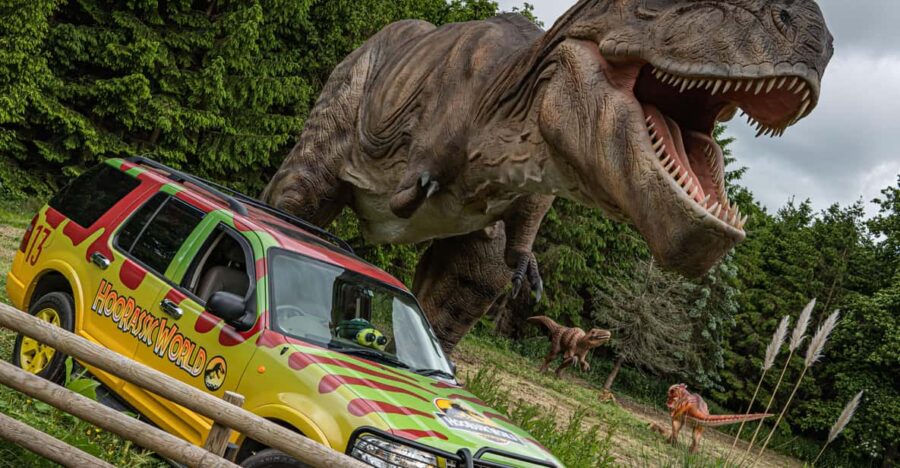 TELFORD: Hoo Zoo and Dinosaur World Entry Ticket