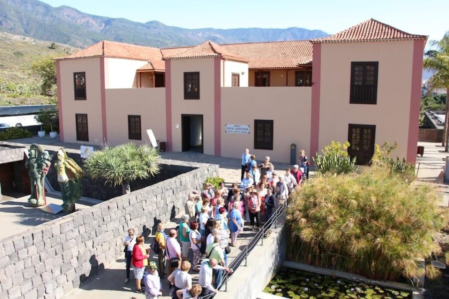Tenerife: Guided Tour at Pyramids of Güímar