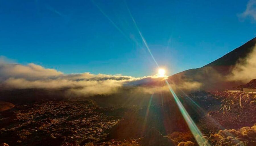 Tenerife: Sunset Night Tour and Stargazing at Teide + Dinner