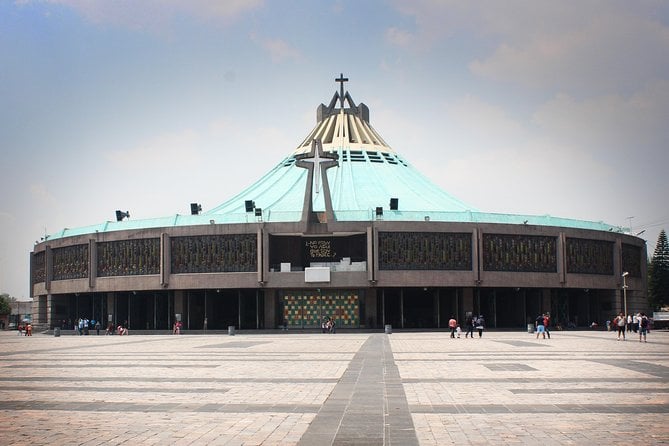 Teotihuacan & Basilica Guadalupe Tour With Lunch