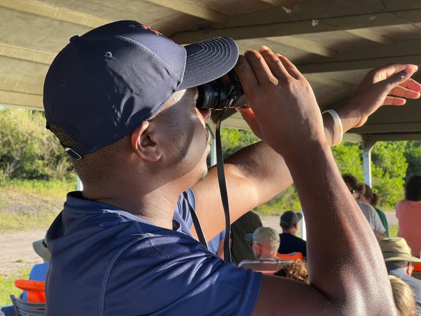 The Best Private Cape Town Safari Day Trip - Aquila Big 5 - Welcome Drinks and Breakfast