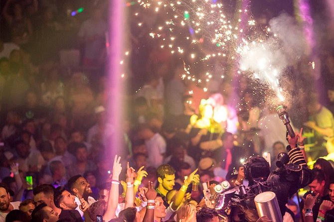 The City Club Cancun - Golden Personal Pass - Location and Ambiance