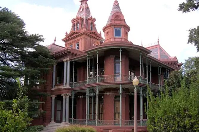 The Ghosts of Austin Walking Tour