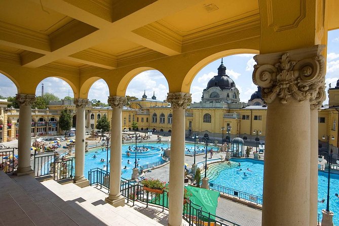 Ticket to Széchenyi Spa With Dinner & Cruise Combo Deal
