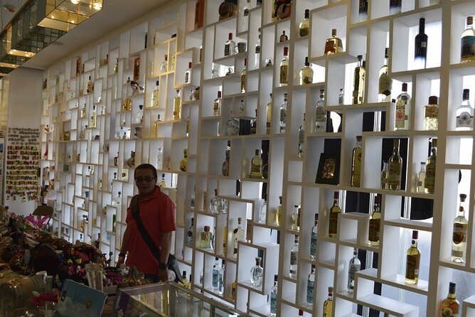Ticket to the Tequila and Mezcal Museum and Tasting - Inclusions
