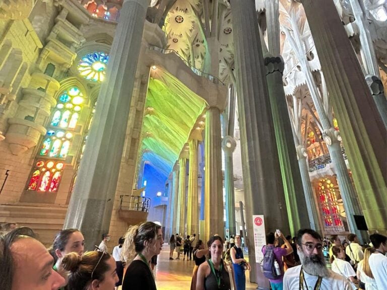 Tickets & Guide: Lights and Shadows of the Sagrada Familia