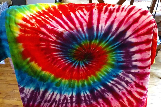Tie-Dye Art Class in Estes Park