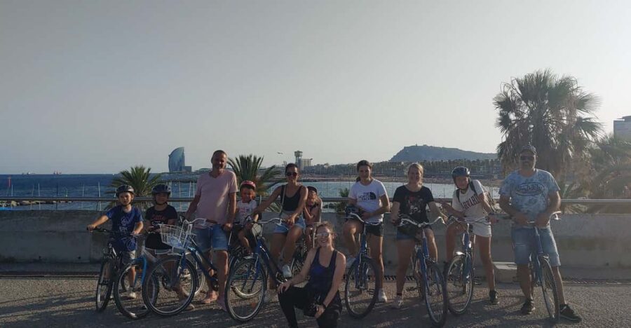 Top Tours Barcelona - Historic Bike Tour Barcelona
