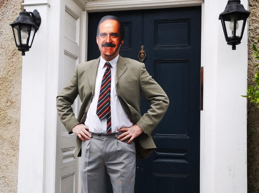 Torquay: Fawlty Tours Experience - Guided Walk