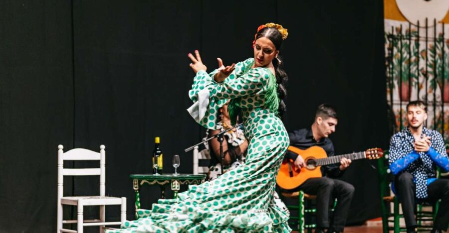Torremolinos: Flamenco Show With Optional Dinner and Drinks