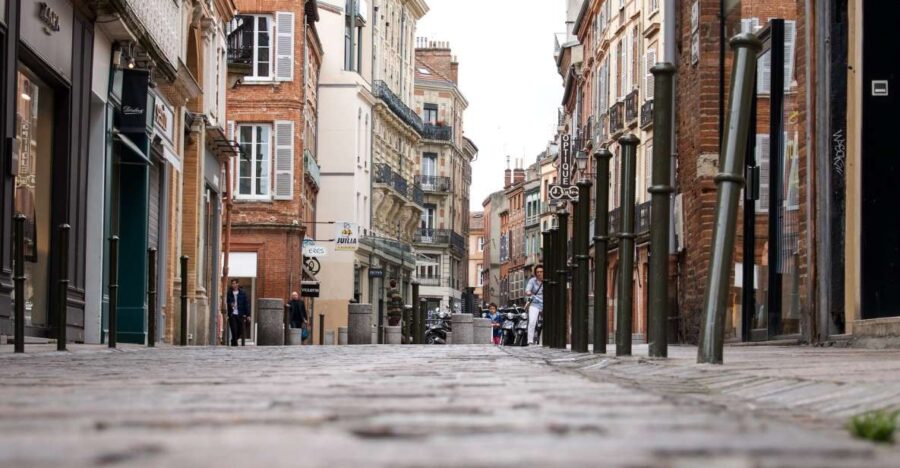 Toulouse: Birthday Mission Outdoor Escape Game