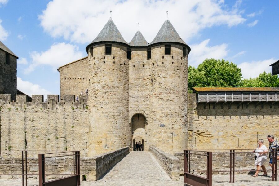 Toulouse: Carcassonne Day Trip by Coach With Comtal Castle