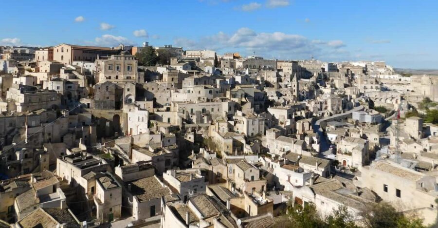 Tour & Transfer From Bari to Alberobello & Matera