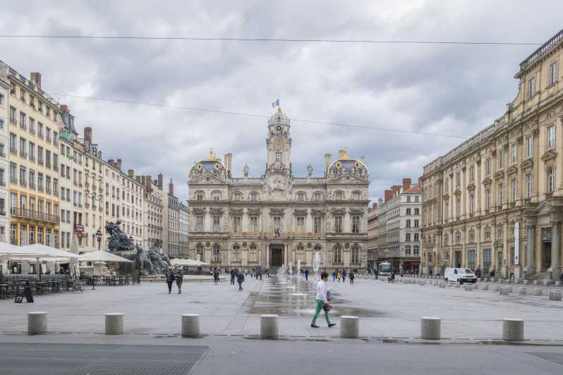 Tour With an Actor-Guide: the Revolution and the End of Lyon