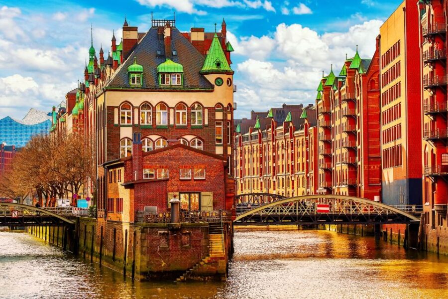 Traditional German Food and Hamburg Old Town Private Tour - Tour Overview