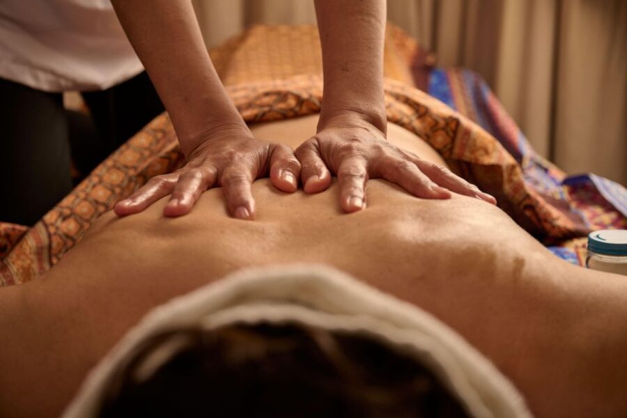 Traditional Thai Massage With Essential Oils