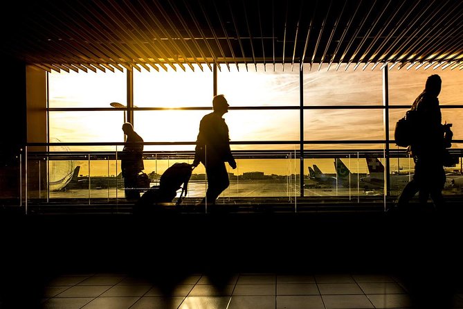 Transfer Niagara Falls, Canada to Toronto Pearson International Airport YYZ - Overview