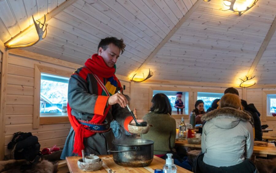 Tromsø: Sámi Reindeer Sledding and Sami Cultural Tour