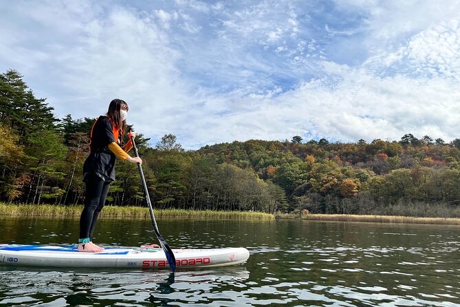Tsuchiyu Onsen Menuma – Stand-Up Paddleboarding (SUP)/Kayak Experience