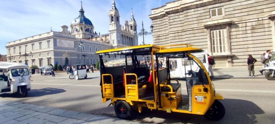 Tuk Tuk 1 Hour for the Best of Madrid With Audio Guide - Tour Details