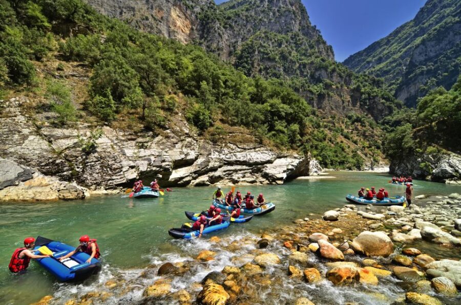 Tzoumerka: Guided Rafting Tour Along Arachthos Trail