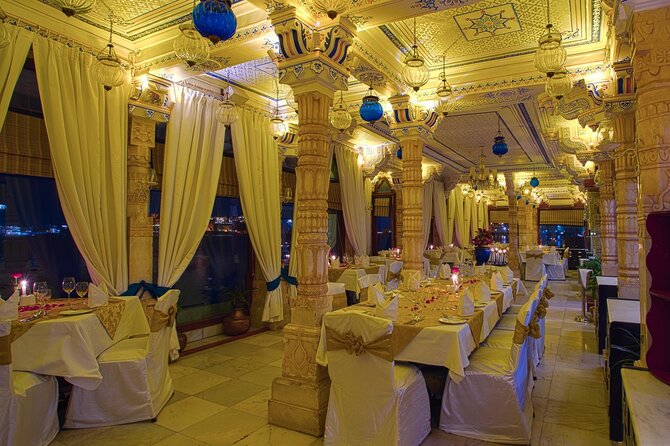 Udaipur: Jag Mandir Island Dinner With Boat Ride Transfers