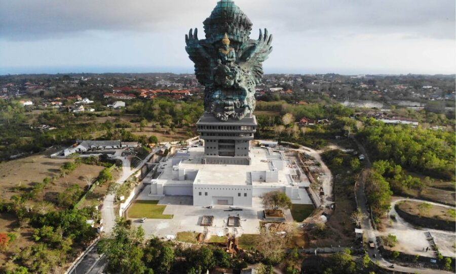 Uluwatu: GWK Cultural Park, Beaches & Uluwatu Temple Tour