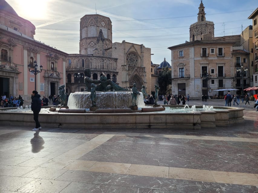 Valencia, Bike Tour of the Entire City With a Local Guide