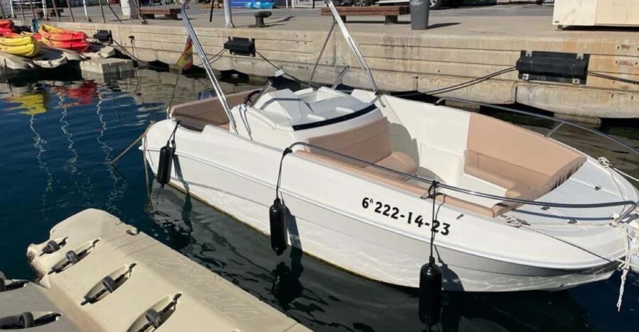 Valencia Boat Rental Without a License