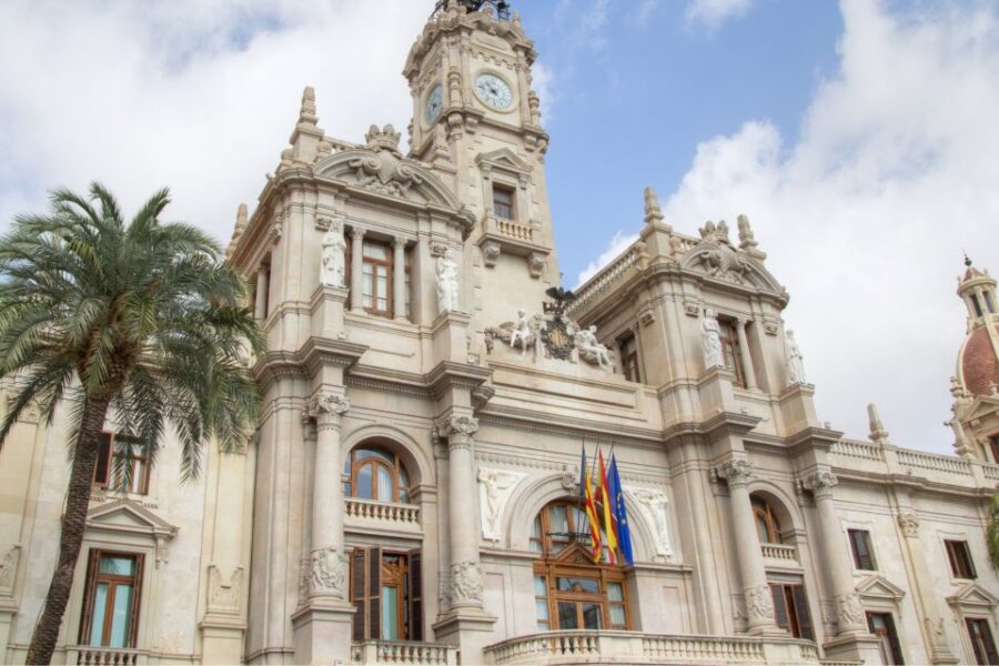 Valencia: First Discovery Walk and Reading Walking Tour