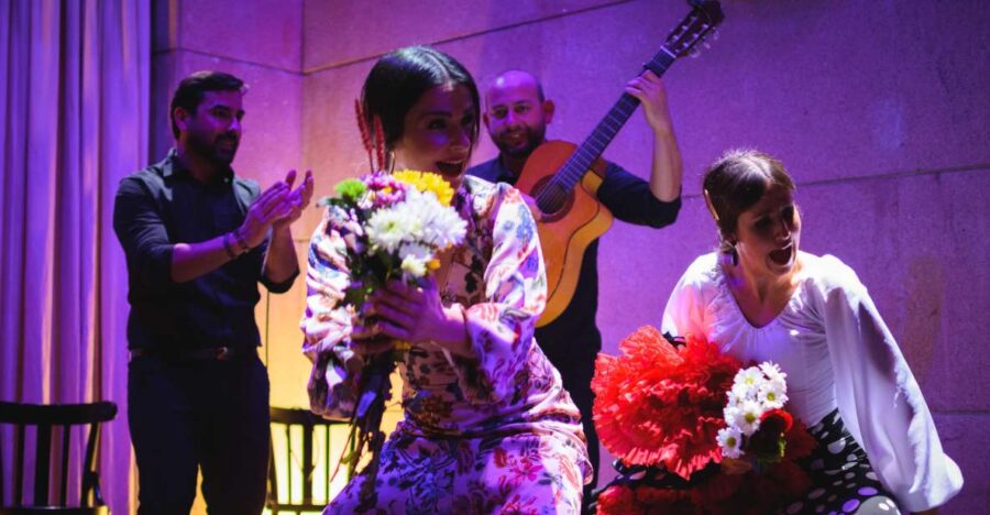 Valencia: Flamenco Show at La Linterna With Drink - Event Details