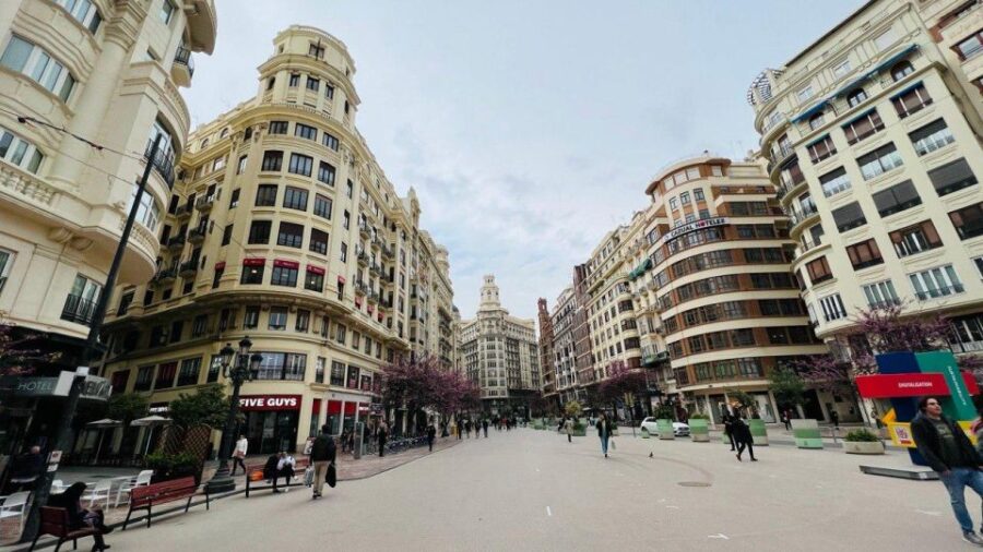 Valencia: the Best 18 Spots in the City by Bike!
