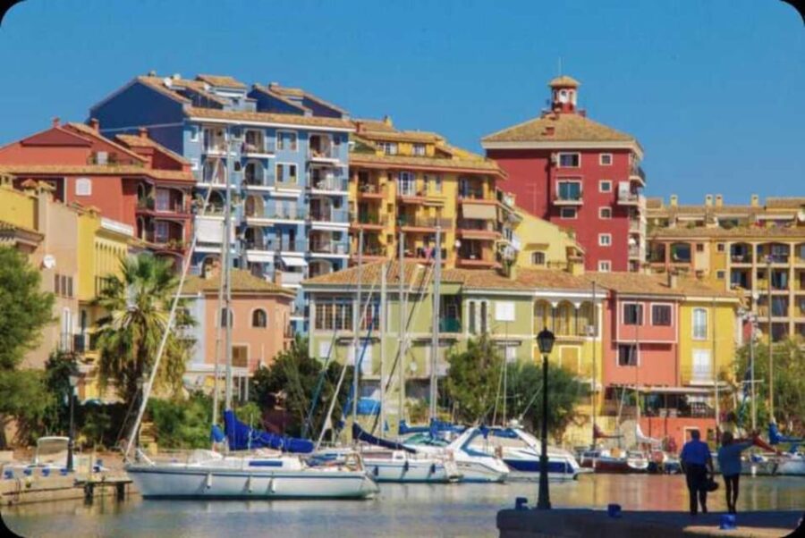 Valencias Beaches, City of Arts on a YAMAHA Electric Bike