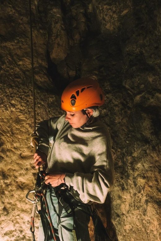 Valkenburg: Cave Climbing Tour