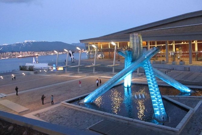 Vancouver Scavenger Hunt: Downtown Delights
