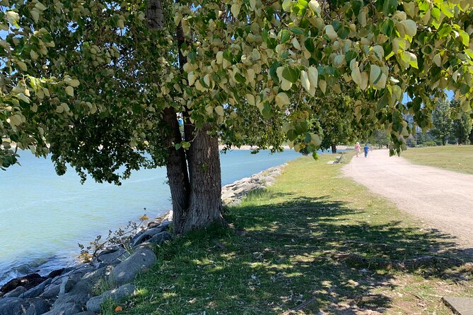 Vancouver Waterfront Guided Bike / Ebike Tour - Waterfront Exploration