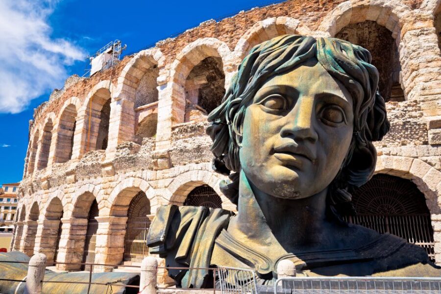 Verona Arena and Historic Highlights: A Guided Walking Tour