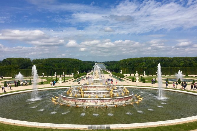 Versailles Palace & Marie-Antoinettes Estate Full Day Private Tour From Paris