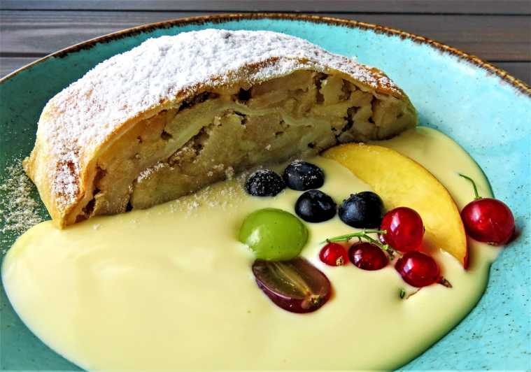 Vienna: Food Tasting Tour in Hidden Gems (Small Groups) - Tour Overview