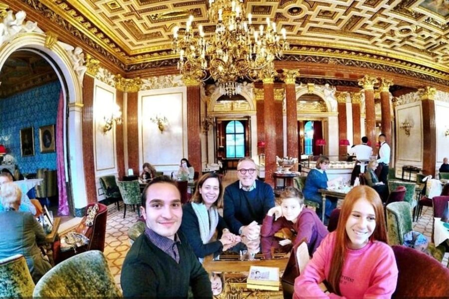 Vienna: Highlights Walking Tour With a Local Guide