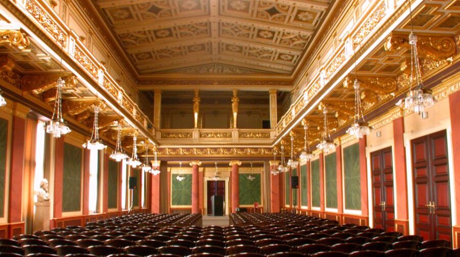 Vienna: Mozart Concert and Austrian Delights Dinner