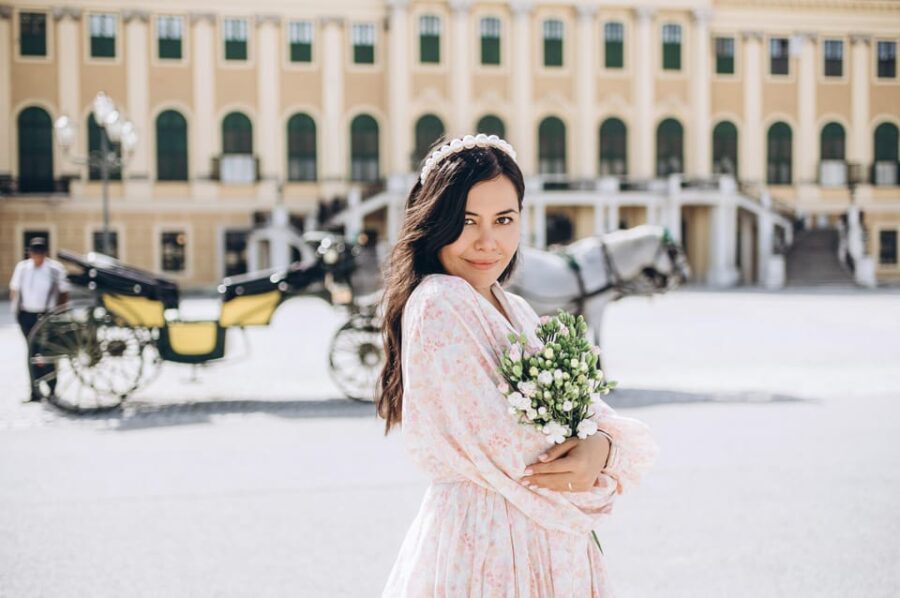 Vienna: Private Schönbrunn Gardens Photoshoot - Overview