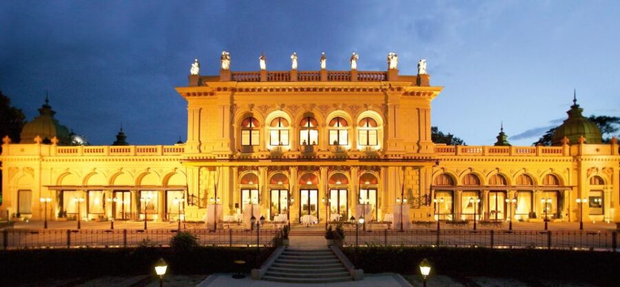 Vienna: Strauss & Mozart New Years Day Concert at Kursalon