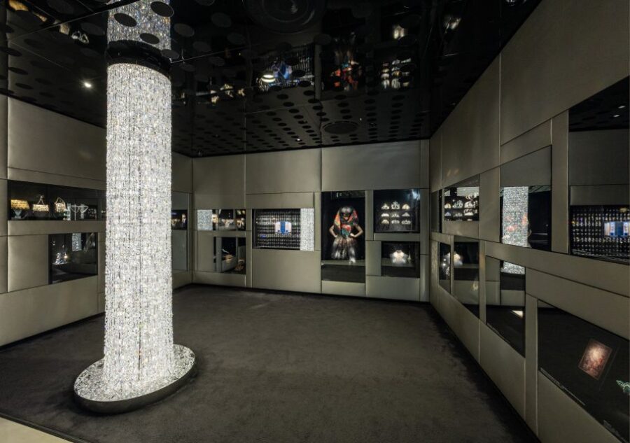 Vienna: Swarovski House Tour With Champagne and Gift