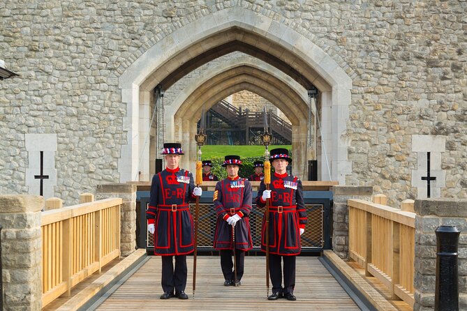 VIP Tower of London and Crown Jewels Tour With Private Beefeater Meet & Greet - Highlights of the Tower of London